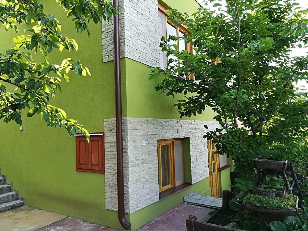 Hovirag Apartman 2 Хайдусобосло Экстерьер фото